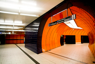 Illustration for article titled Eye-Poppingly Gorgeous Underground Stations from Around The World